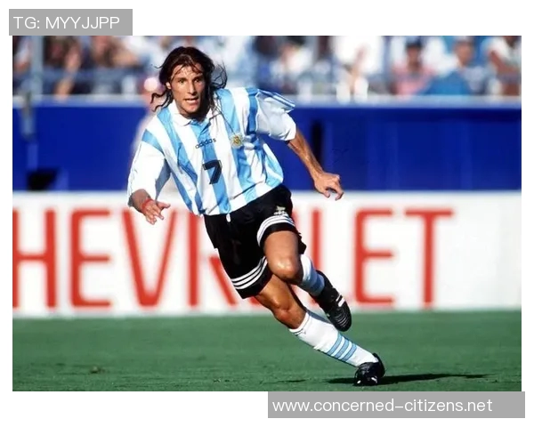 我心目中最优秀的足球明星及其影响力分析 我心目中最优秀的足球明星及其影响力分析