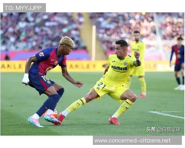 西安足球队配合引发热议球迷对战术执行和默契度提出质疑 西安足球队配合引发热议球迷对战术执行和默契度提出质疑