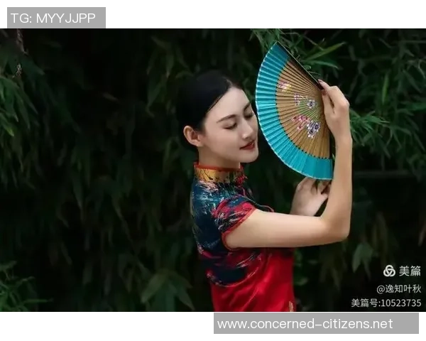 足球巨星携手中国佳人共谱爱情篇章引发热议 足球巨星携手中国佳人共谱爱情篇章引发热议