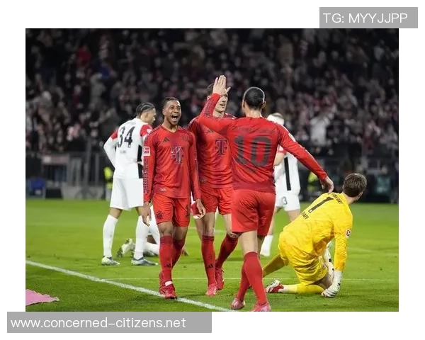 足球明星面孔合拍盛宴展现球场魅力与个性风采的精彩瞬间 足球明星面孔合拍盛宴展现球场魅力与个性风采的精彩瞬间