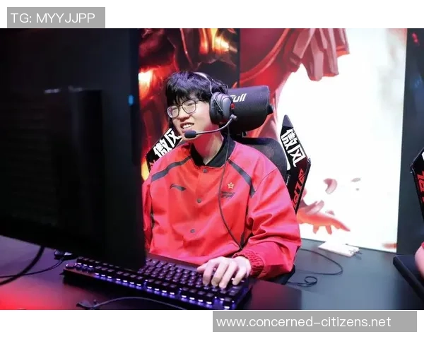 英雄联盟热议:FPX的耐力争议 英雄联盟热议:FPX的耐力争议