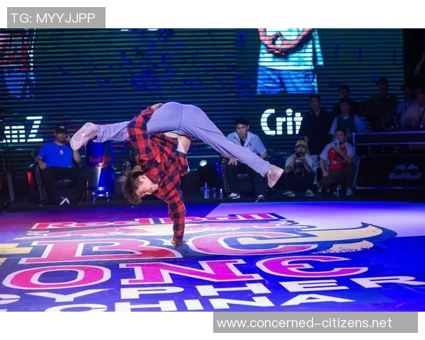 街舞纪实：记录北京街舞队的转型之路